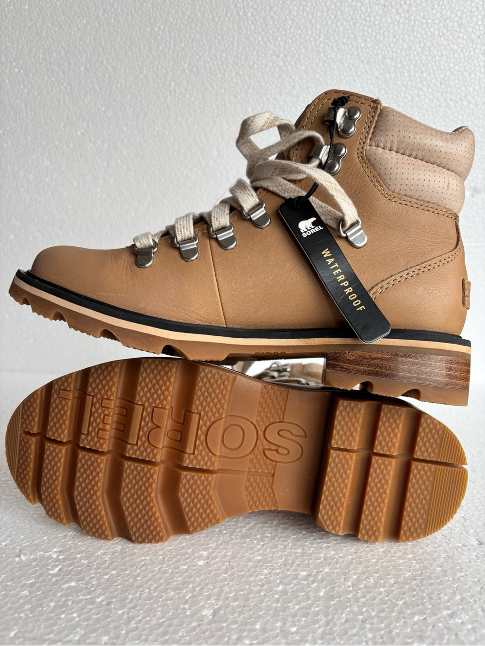 NWT SOREL Women's Leather Waterproof Tan Lennox Hiking Boots Sz 7 Urban Hikers